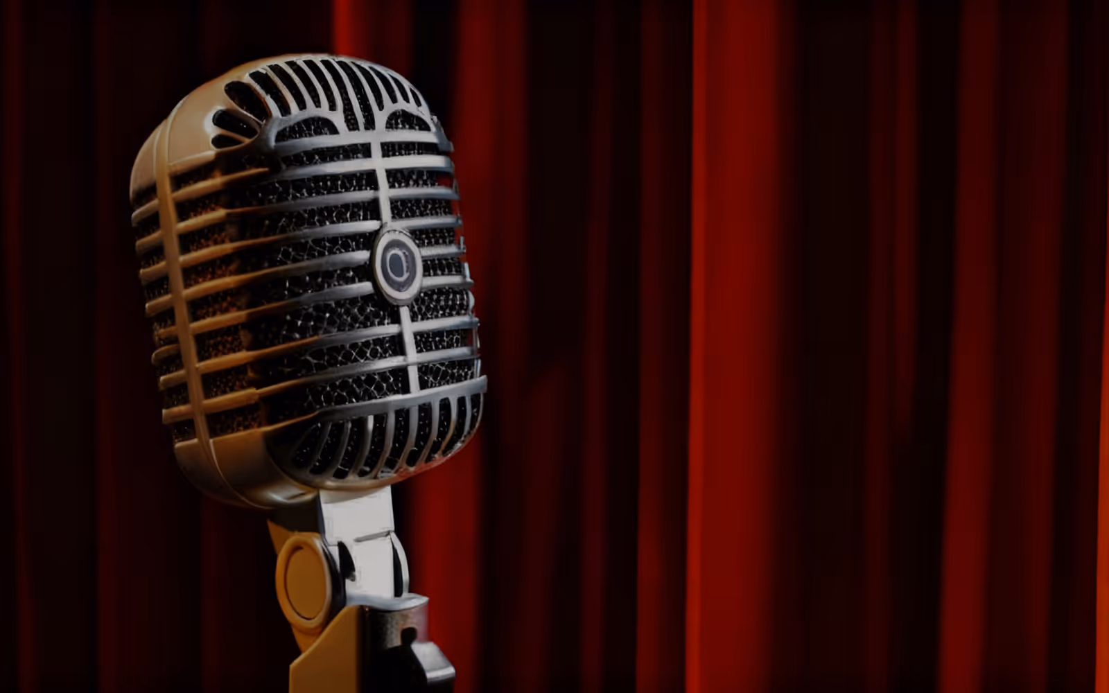 Altı Üstü Stand Up Gecesi