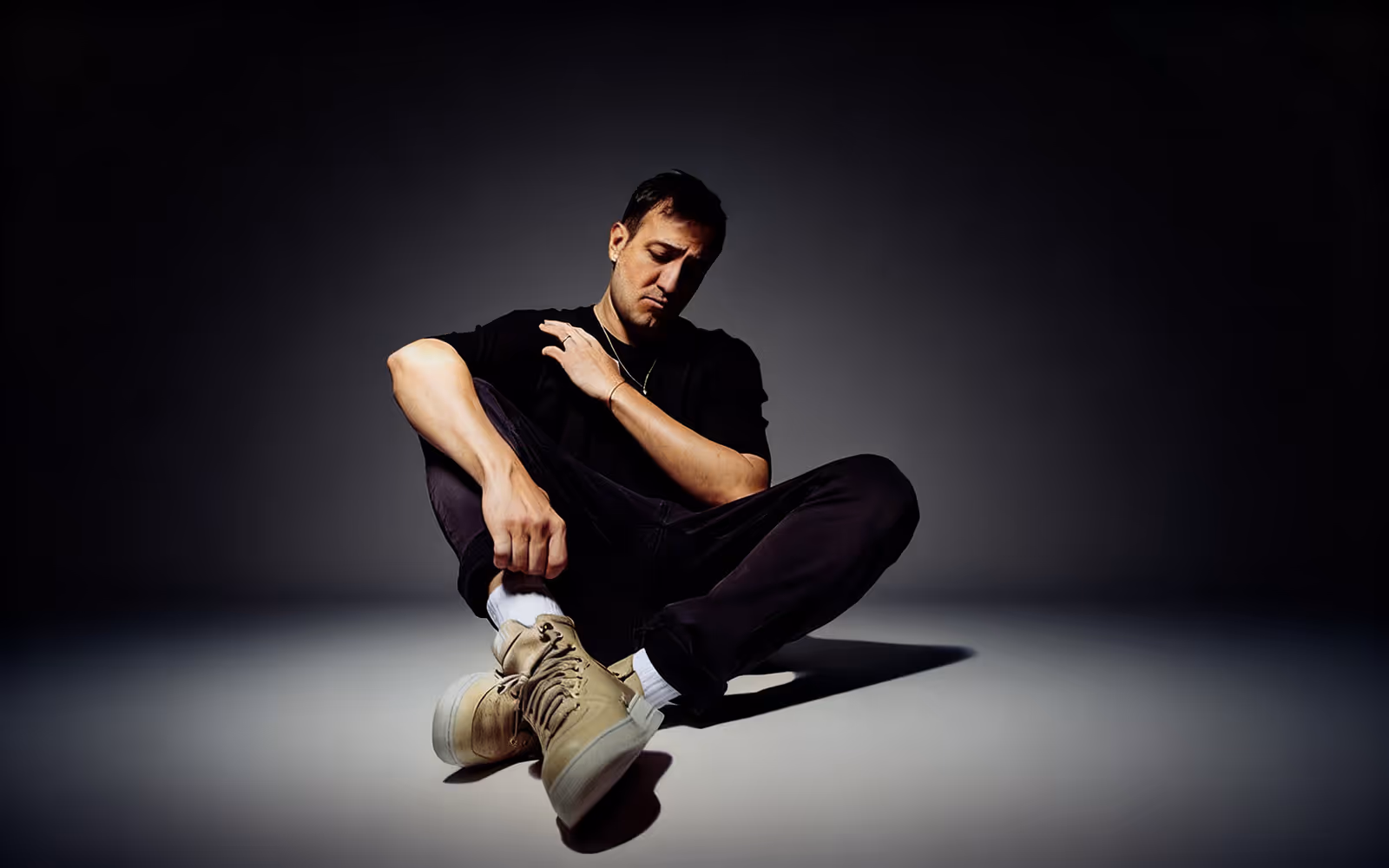 Sarp Apak - Tek Kişilik Gösteri