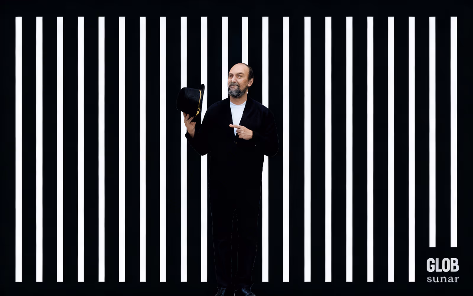 Varoluşçu Sihirbaz