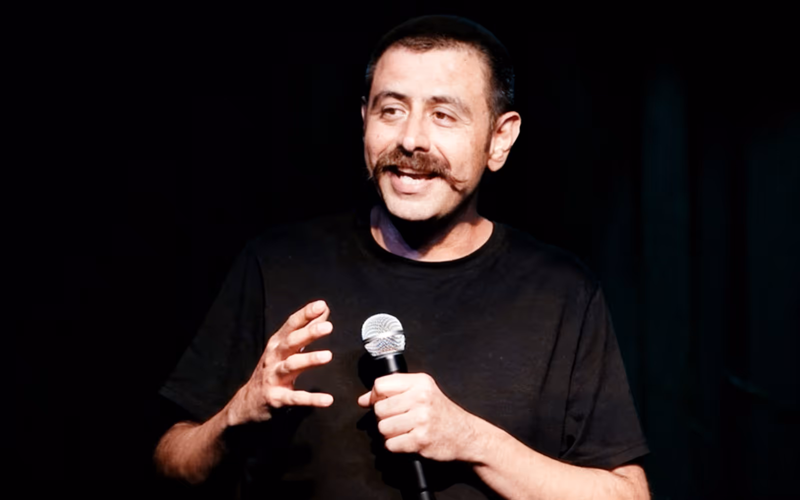 Yaver Coruk Stand Up